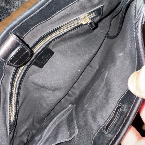 Gucci Black Shoulder Bag - Picture 3 of 3